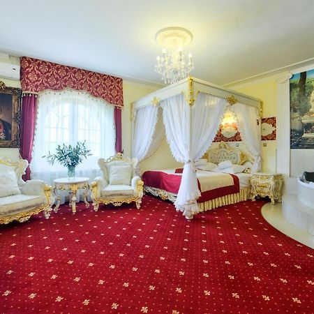Hotel Krolewski Janów Lubelski Kamer foto
