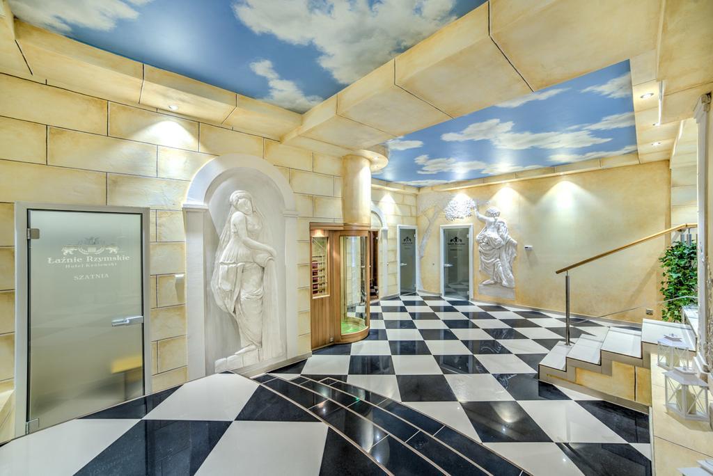 Hotel Krolewski Janów Lubelski Buitenkant foto