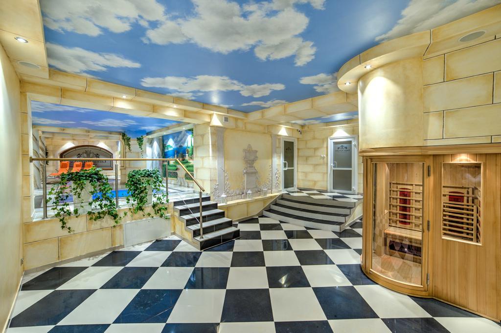 Hotel Krolewski Janów Lubelski Buitenkant foto