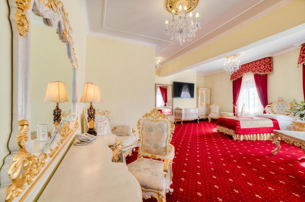 Hotel Krolewski Janów Lubelski Kamer foto