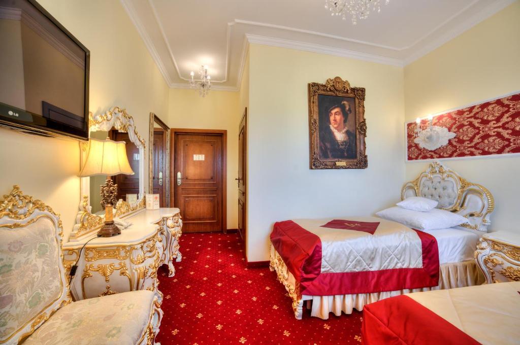 Hotel Krolewski Janów Lubelski Kamer foto