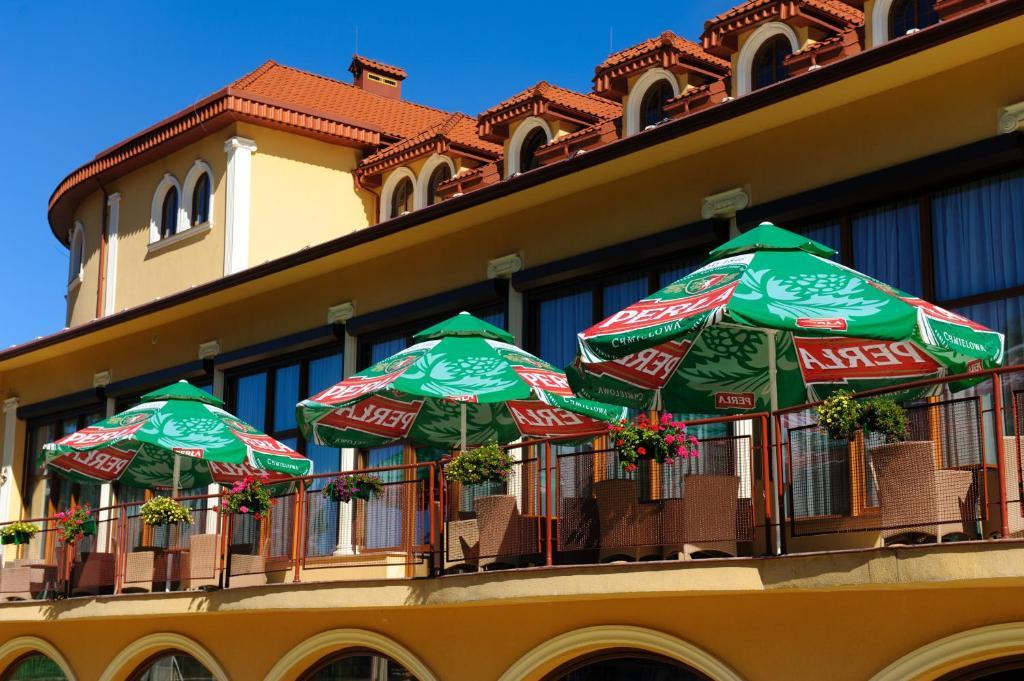 Hotel Krolewski Janów Lubelski Buitenkant foto