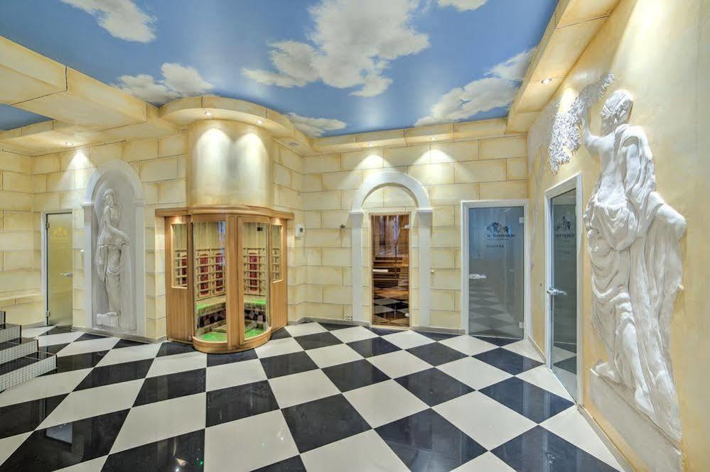 Hotel Krolewski Janów Lubelski Buitenkant foto